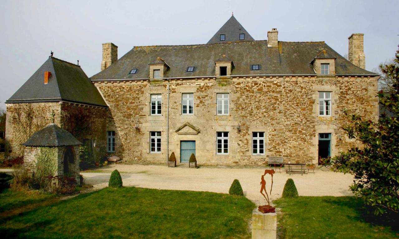 B&B Le Plessix - Manoir Le Plessix Madeuc Corseul Exterior foto